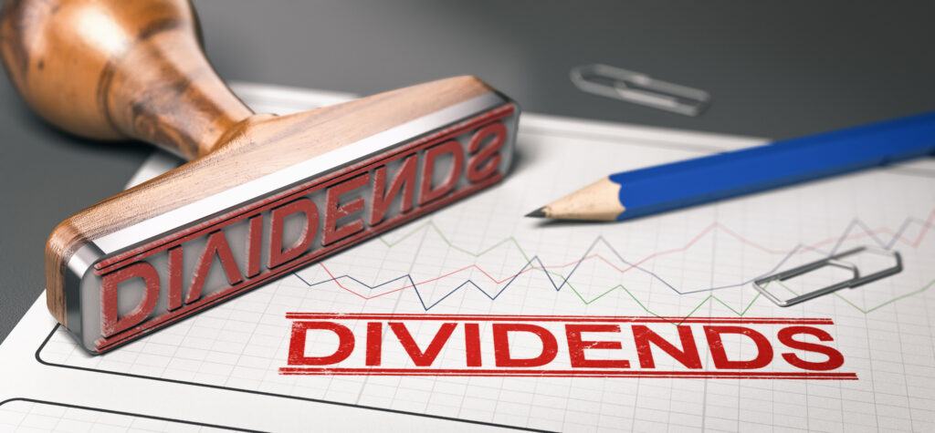 Bull Market Buys: 3 S&P 500 Dividend Stocks to Own for the Long Term |  The motley fool
